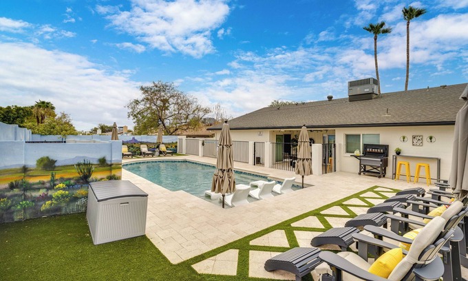 Ahwatukee Foothills House | The Wren 3 BD luxury retreat w. free heated pool
