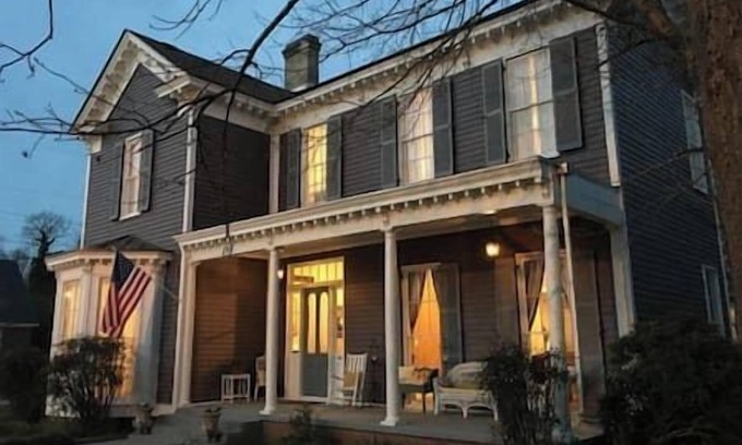 Holly Springs House | The Wynne House Inn - Entire Residence
