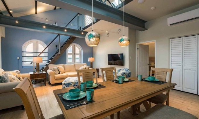 Pietermaai District Apartment | The Yellow House - Renovated Monumental Penthouse