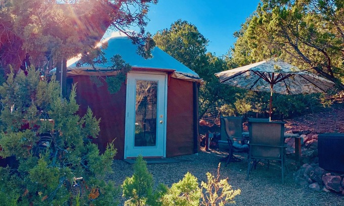Zuzax Villa | The YOGA YURTA. Very Civilized Glamping at SUNNY MELLOW ECO VILLA!