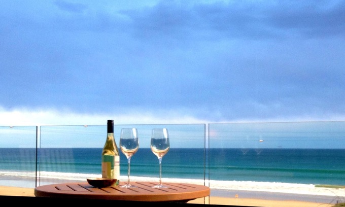 Moggs Creek Bed & Breakfast | THEBEACH GREAT OCEAN ROAD Waterfront Moggs Creek. Spacious Luxury just for 2