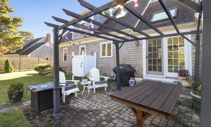 Yarmouth Port House | @thegraywhaleyprt is back with reduced July pricing!