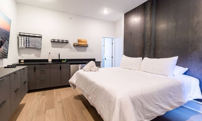 Gayborhood Apartment | Thena Hotel- Lux Studio