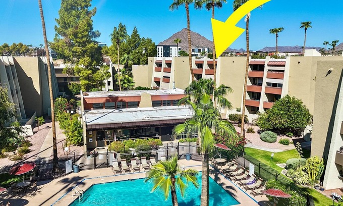 South Scottsdale Condo | ☆TheOldTownObservatory™☆—Penthouse Style 2/2 ^Top Floor^ —VIEWS!