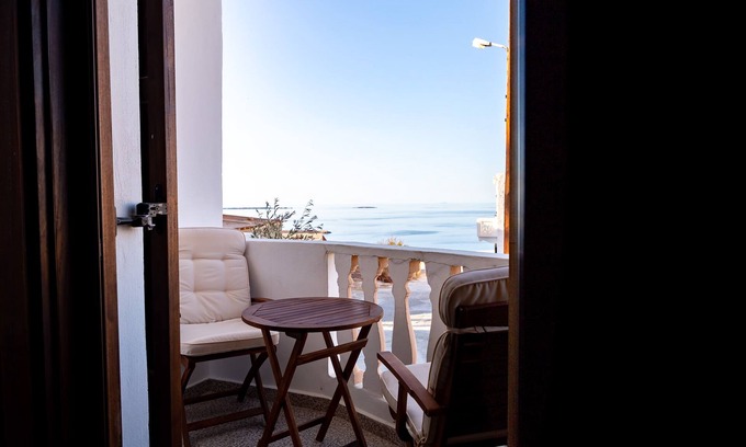 Panagia Apartment | Theoxenia Kasos Suite with Sea View