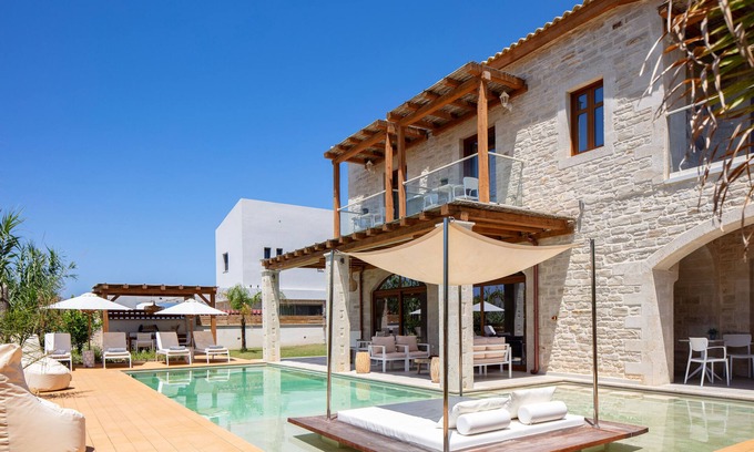 Pigianos Kampos Villa | Thetida Villa, a Sublime Beachfront Retreat - Walking distance to the beach