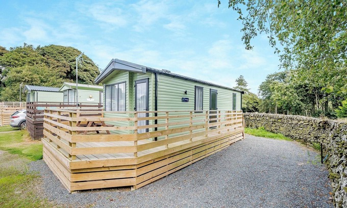 Kirkcudbright House | This 2 bedroom caravan sleeps 4 people in one double and one twin bedroom.