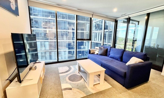 Phillip Apartment | This apartment is a 1 bedroom(s), 1 bathrooms, located in Phillip, ACT.