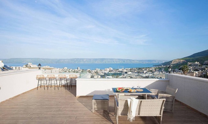 Tiberias Apartment | This apartment is a 1 bedroom(s), 1 bathrooms, located in Tiberias, North District.