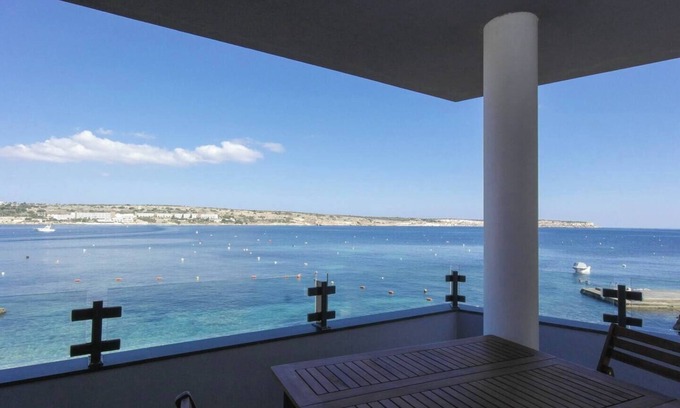 Mellieha Apartment | This apartment is a 3 bedroom(s), 2 bathrooms, located in Il-Mellieħa, Malta.