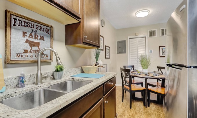 Southbank Apartment | This apartment is a 1 bedroom(s), 1 bathrooms, located in Jacksonville, FL.