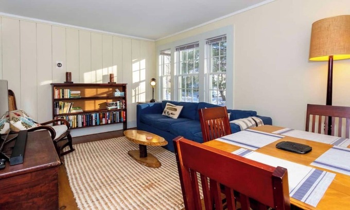 Manchester Cottage | This cottage is a 1 bedroom(s), 1.5 bathrooms, located in Manchester, VT.