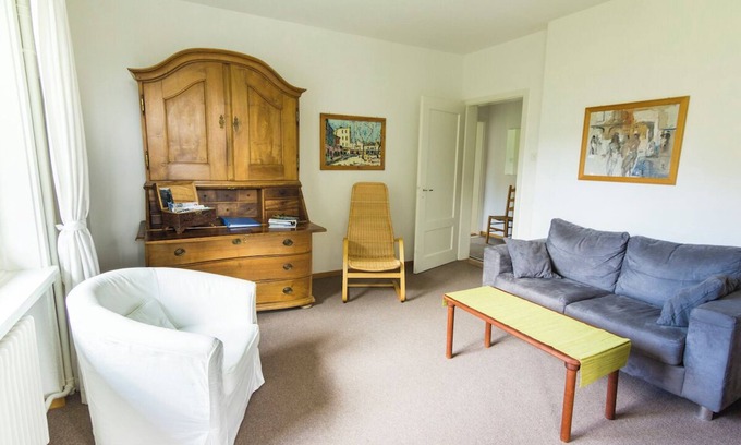 Flims Apartment | This cozy apartment (approx. 95m2) is located in house Collina built in 1927.