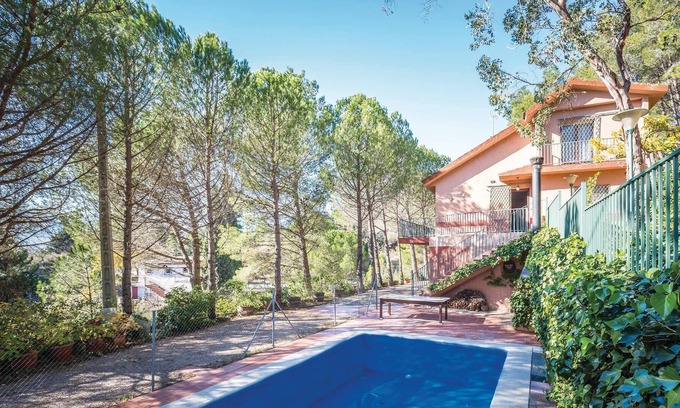 Alforja House | This cozy cottage is located in an excellent location at the foot of the mountains of Prades, a regi