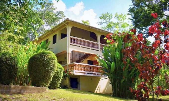 San Ignacio House | This house is a 2 bedroom(s), 2 bathrooms, located in Cristo Rey Village, Cayo District.