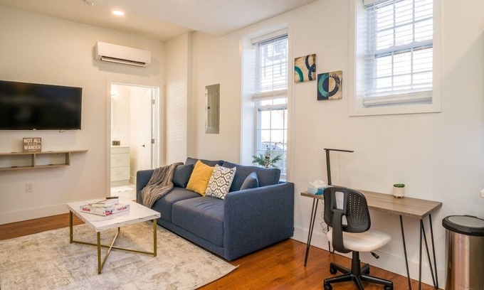 Corn Hill House | This house is a 1 bedroom(s), 1 bathrooms, located in Rochester, NY.