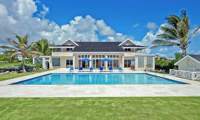Long Bay House | This stunning 4 bedroom mansion, located on the serene East Coast of Barbados