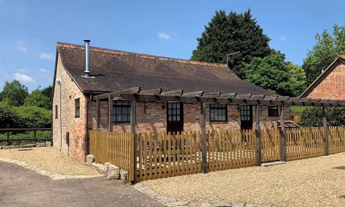 Poole Cottage | This stunning detached Barn Conversation is the perfect place to relax or explore.