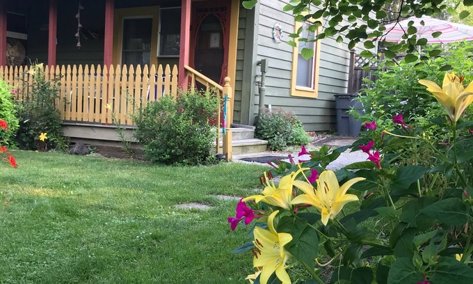 Clifton House | This two story house is located in Clifton,YellowSprings, 3miles N. OfCedarville