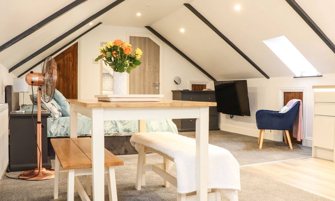 Camborne Cottage | THOMAS CHAMBERS, romantic in Camborne