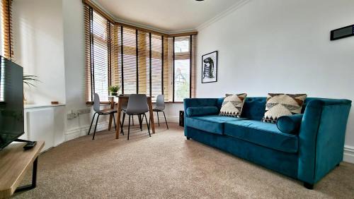 Canton Apartment | Thompson Apartments by Switchback Stays