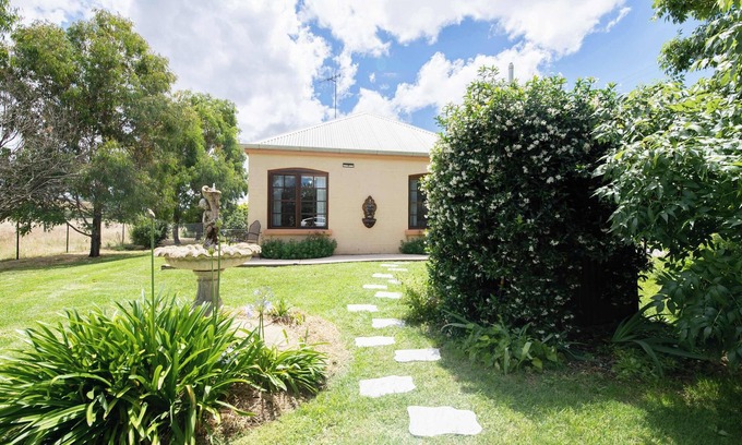Canobolas House | Thornleigh Cottage Su