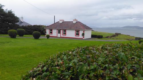 Tully House | Thorntons Cottage