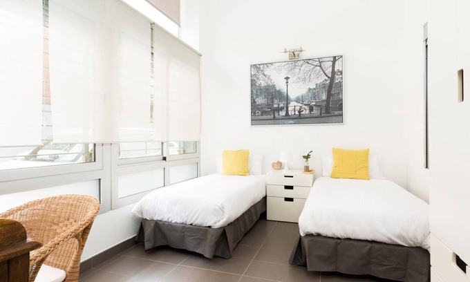 Cornella de Llobregat Apartment | Three bedroom apartment (201)