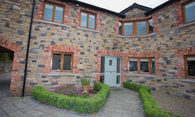 Lismullin Cottage | Three bedroom cottage in a landscaped courtyard set in the heart of Ireland's Ancient East region.