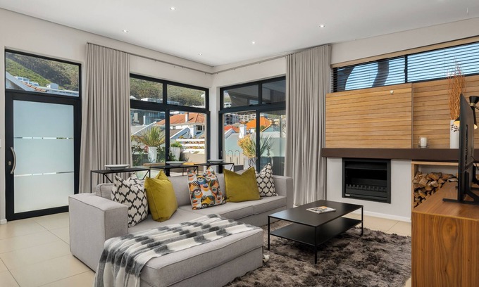 Sea Point House | Three Bedroom Family Haven | Sea Point