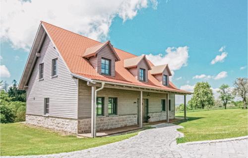 Schillingsfuerst House | Three-Bedroom Holiday Home In Schillingsfurst