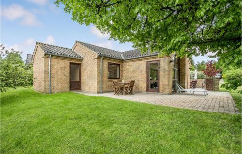 Lyngsbæk Strand House | Three-Bedroom Holiday Home In Ebeltoft