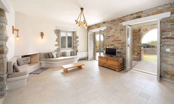 Plaka Villa | Three-Bedroom Villa - Stone Haven