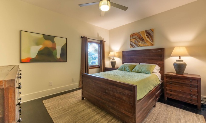 Winter Park Apartment | Three Blocks to Park Ave, 2 Blocks to WP Village!