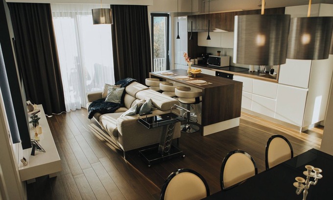 Cluj-Napoca Apartment | Three Rooms Luxury Apartment near Iulius Mall
