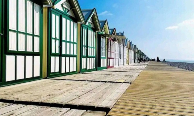 Cayeux-sur-Mer Apartment | THROW AWAY THE ANCHOR