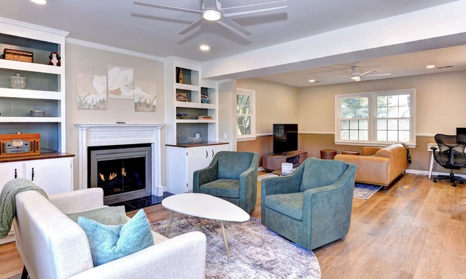 Central Newport News House | Tidal Creek Retreat Near CNU and Jefferson Labs