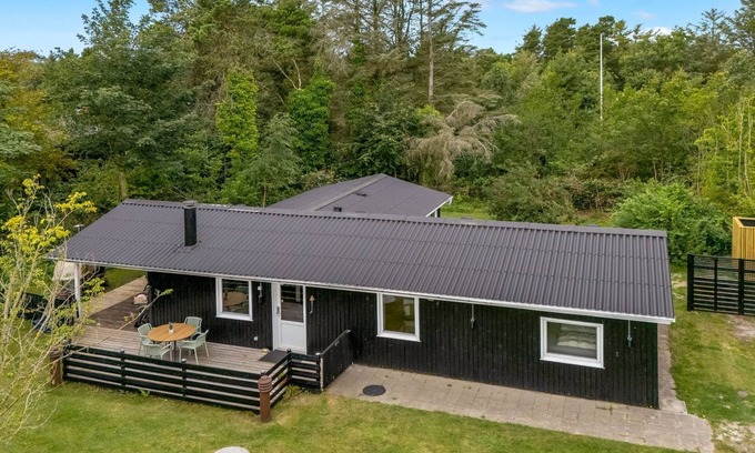 Skaven Strand House | "Tiina" - 500m to the fjord by Interhome