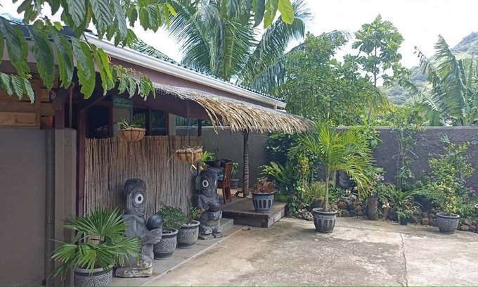 Faanui House | Tiki House