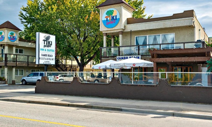 Okanagan-Similkameen Hotel | Tiki Shores Inn & Suites