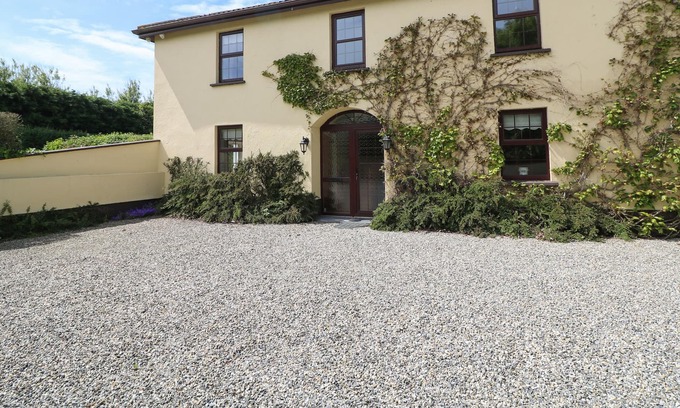 Kilmore House | TILLADAVIN HOUSE, family friendly in Kilmore, County Wexford