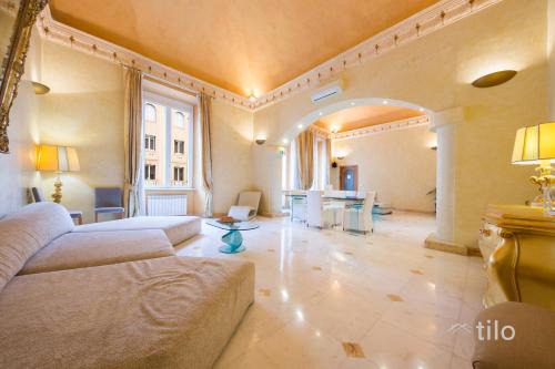 San Vincenzo House | Tilo
