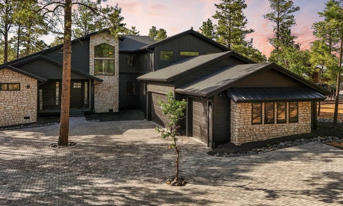 Torreon Cabin | Timberstone Lodge | King Beds~Fireplace~EV Charger