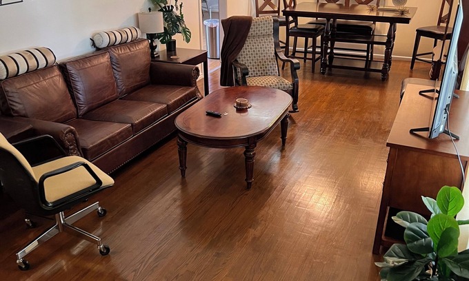 Richardson House | Time to Relax nCharming 3-bedroom home in a quiet Richardson neighborhood.