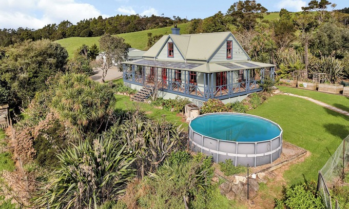 Waipu House | Timeless Retreat, an iconic landmark steeped in history, opposite Waipu Caves!