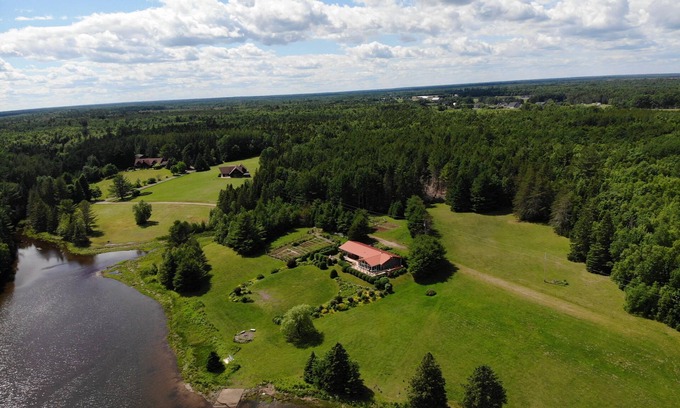 Rexton Ski Chalet | Tin Roof Landing - Richibucto River Retreat
