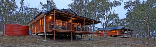 Storm King Resort | Tiny Away Escape at Granite Belt - Sommerville Valley