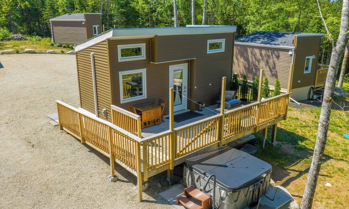 Chester Ski Chalet | Tiny home in Chester Nova Scotia. Hosted by Dordean Suites