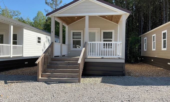 Pearl River House | Tiny Homes for Rent, minutes to the Casino, Golf Course & Water Park