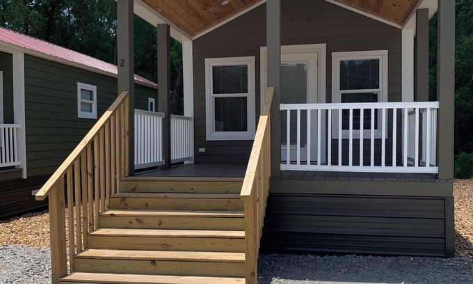 Pearl River House | Tiny Homes for Rent, minutes to the Casino, Golf Course & Water Park